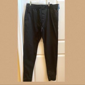 Hollister Black Khaki Jogger Medium